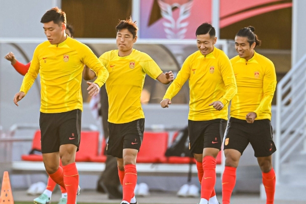 中国队陷入关键时刻：亚洲杯对阵卡塔尔成为一场重要挑战